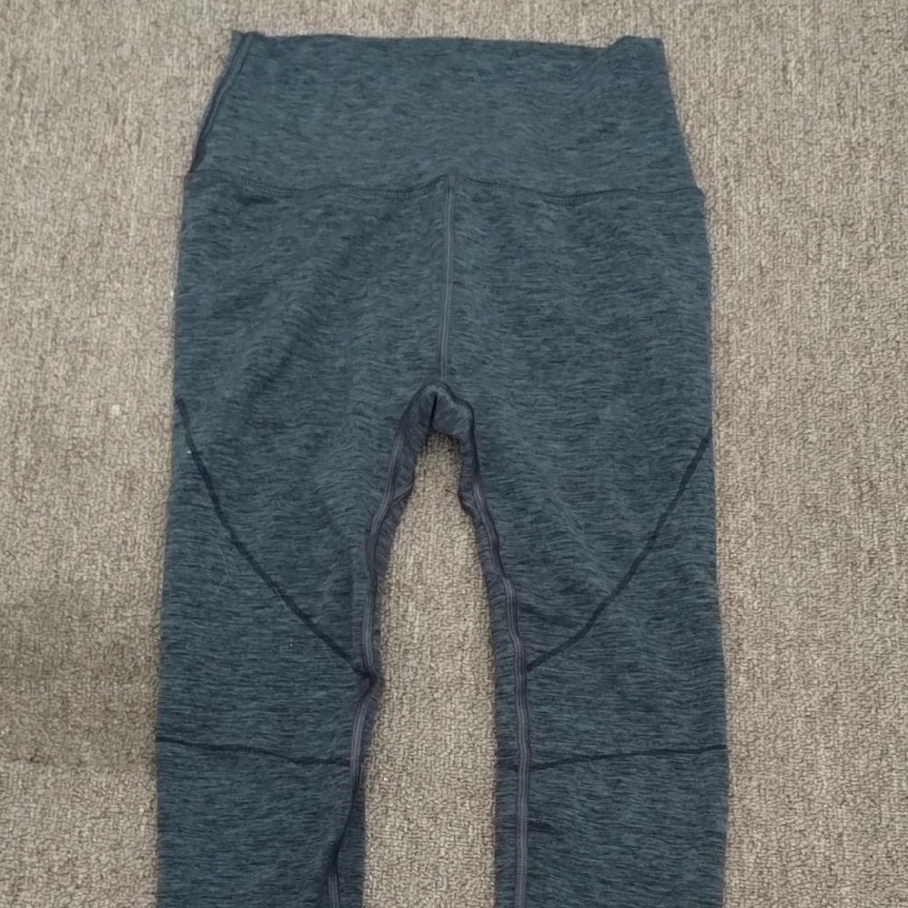 Alphalete Dark Gray Leggings